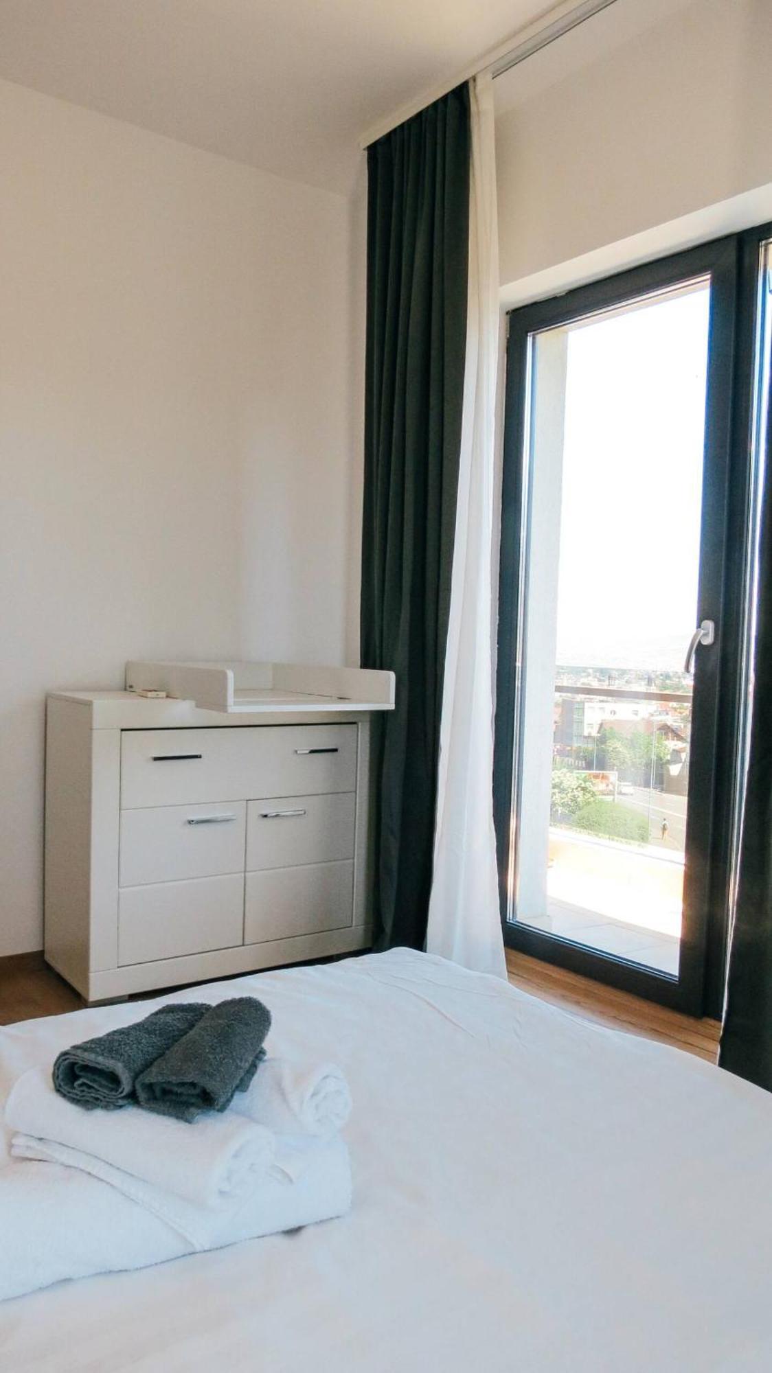 Ferienwohnung Eden Escape Cluj-Napoca Exterior foto
